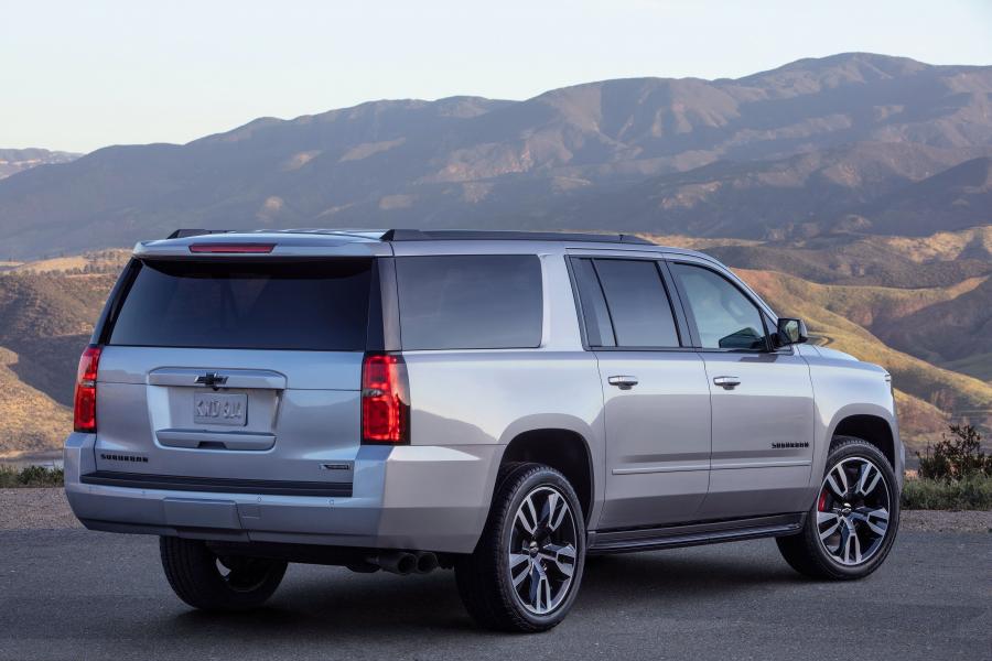  Chevrolet Suburban RST Performance Package 2018 года  (фото 4 из 7)